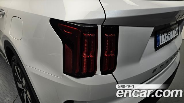 Kia Sorento 2022 — photo 9