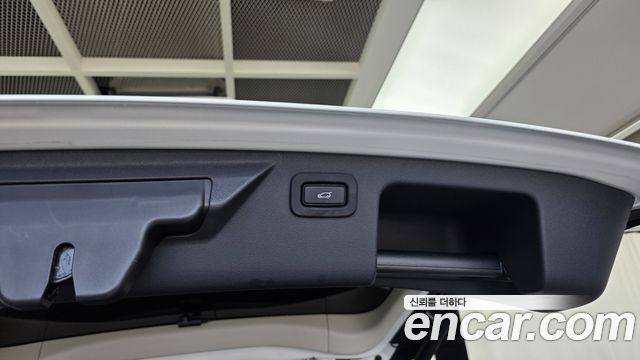 Land Rover Discovery Sport 2020 — photo 31
