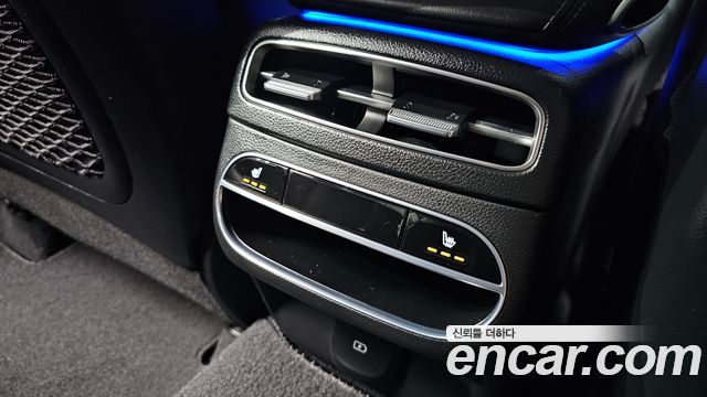 Genesis GV70 2021 — photo 23
