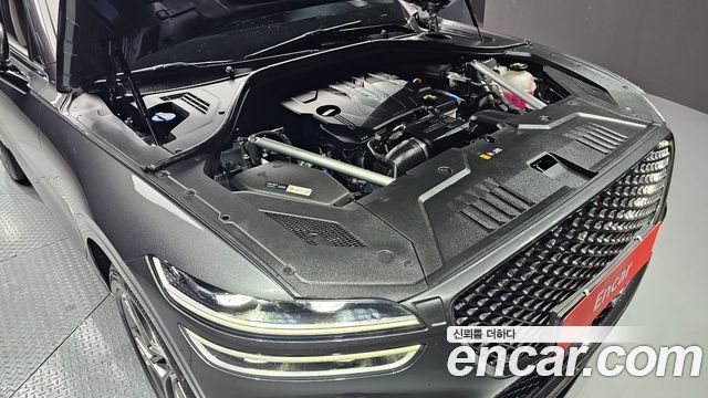 Genesis GV70 2021 — photo 26