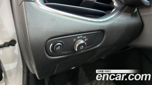 Chevrolet Korea Malibu 2017 — photo 25
