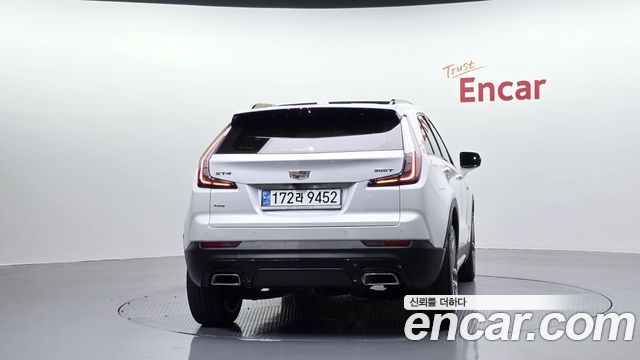 Cadillac XT4 2023 — photo 4
