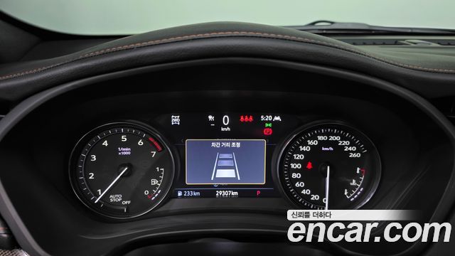 Cadillac XT4 2023 — photo 11