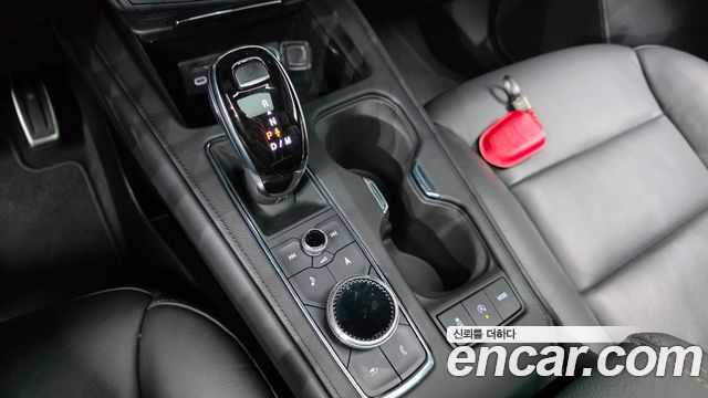 Cadillac XT4 2023 — photo 12