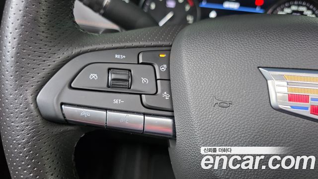Cadillac XT4 2023 — photo 26