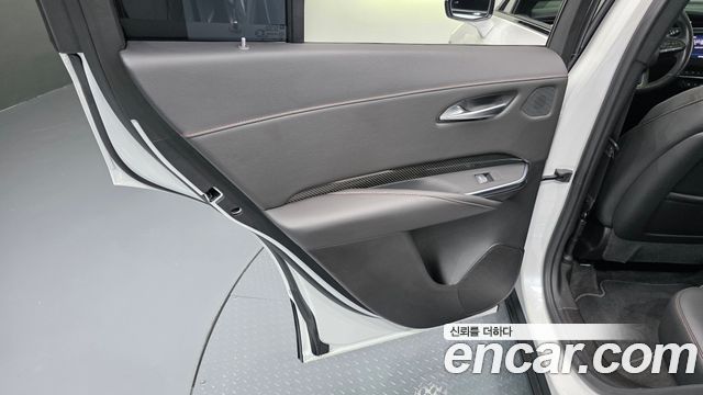 Cadillac XT4 2023 — photo 15