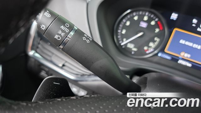 Cadillac XT4 2023 — photo 29