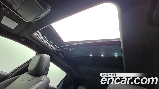 Cadillac XT4 2023 — photo 33