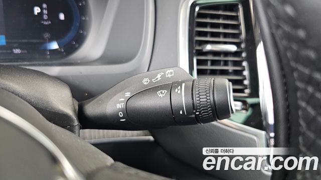 Volvo XC90 2023 — photo 29