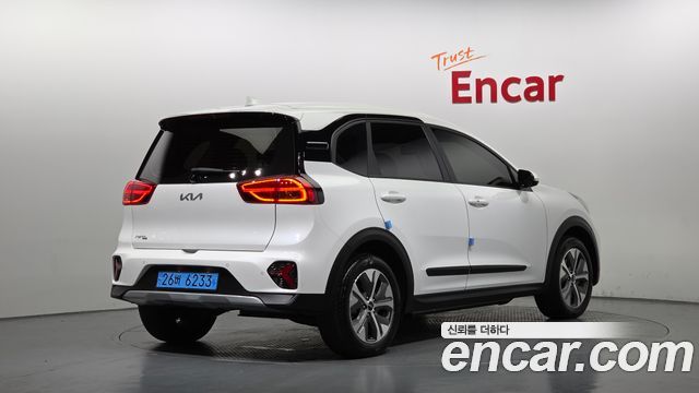 Kia Niro 2024 — photo 2