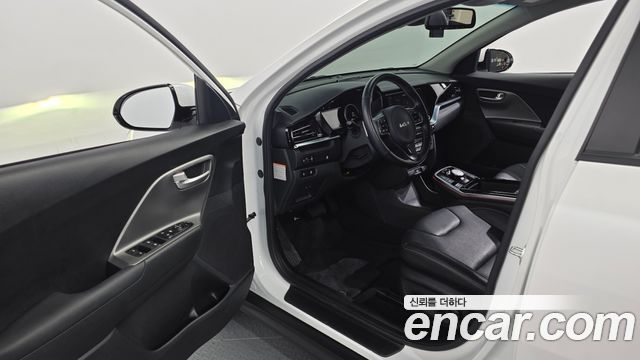 Kia Niro 2024 — photo 13