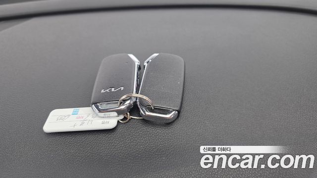 Kia Niro 2024 — photo 23