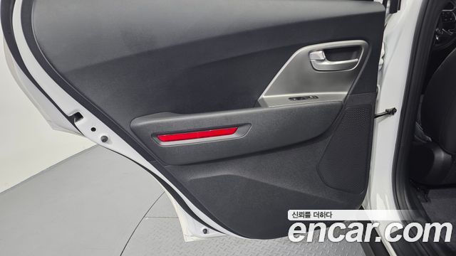 Kia Niro 2024 — photo 15