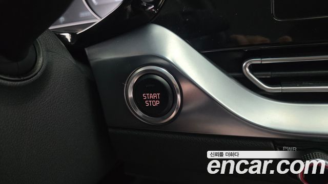 Kia Niro 2024 — photo 28