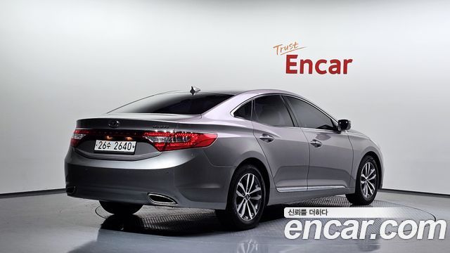 Hyundai Grandeur 2012 — photo 2