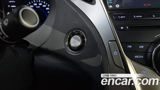 Hyundai Grandeur 2012 — photo 20