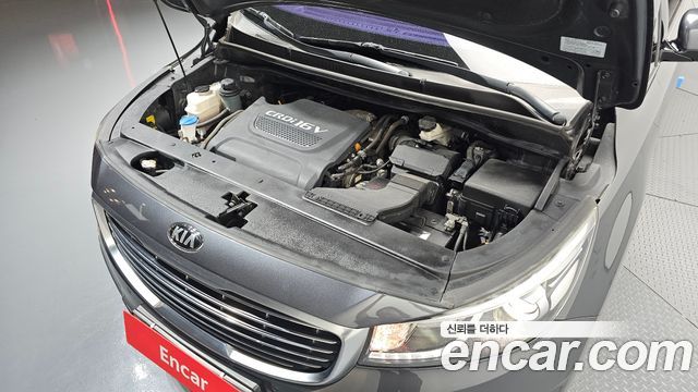 Kia Canival 2016 — photo 6