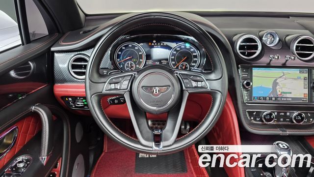 Bentley Bentayga 2018 — photo 13