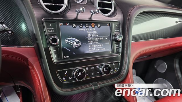 Bentley Bentayga 2018 — photo 14