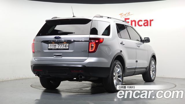 Ford Explorer 2015 — photo 2
