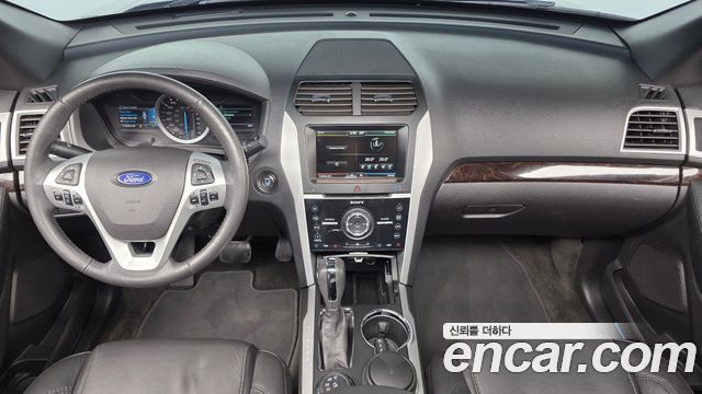 Ford Explorer 2015 — photo 7