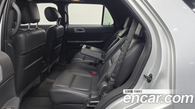 Ford Explorer 2015 — photo 12
