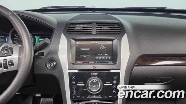 Ford Explorer 2015 — photo 14