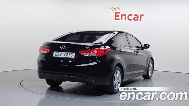 Hyundai AVANTE 2013 — photo 2