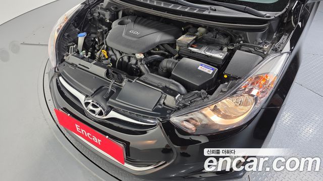 Hyundai AVANTE 2013 — photo 6