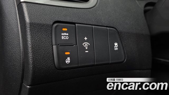Hyundai AVANTE 2013 — photo 16