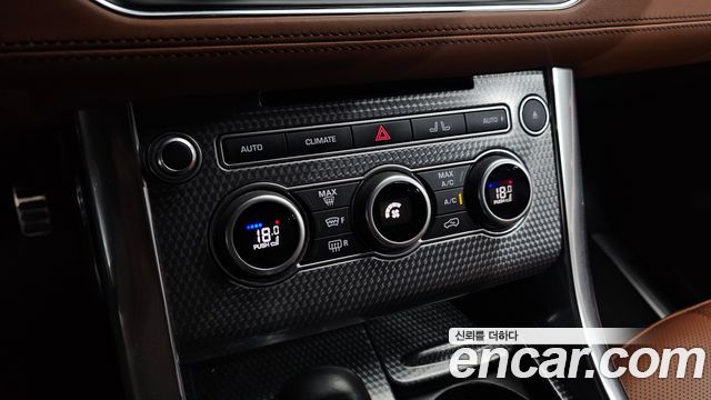 Land Rover Range Rover Sport 2017 — photo 32