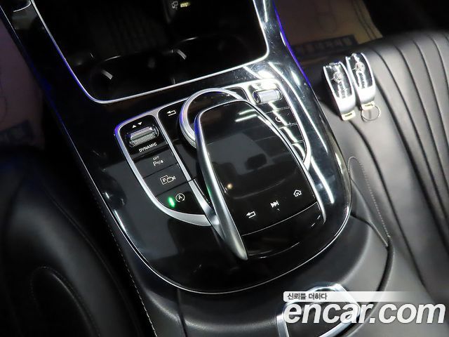 Mercedes-Benz CLS-Class 2019 — photo 12
