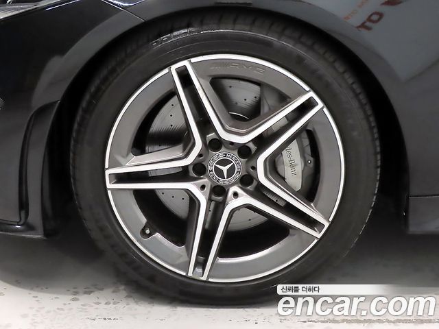 Mercedes-Benz CLS-Class 2019 — photo 20