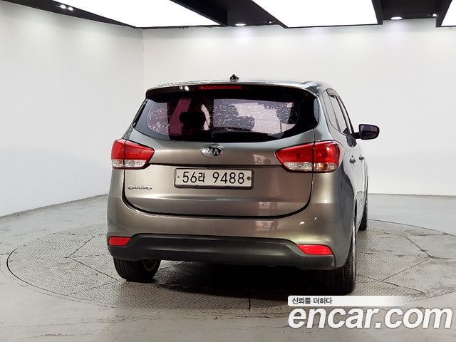Kia Carens 2014 — photo 3