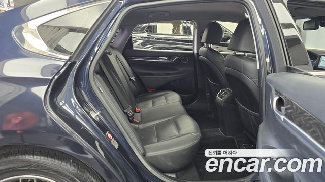 Hyundai Grandeur 2018 — photo 17