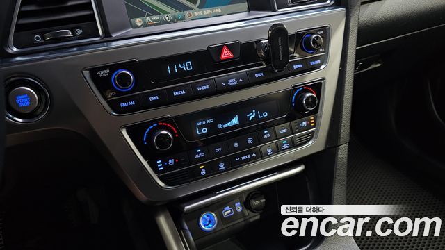 Hyundai Sonata 2015 — photo 17