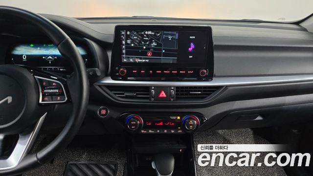 Kia K3 2022 — photo 19