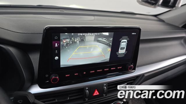 Kia K3 2022 — photo 20