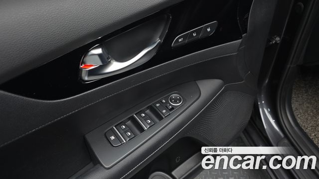 Kia K3 2022 — photo 21