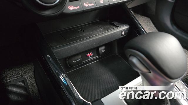 Kia K3 2022 — photo 31