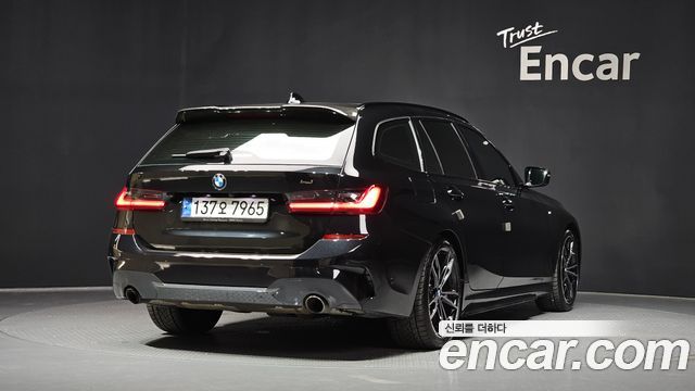 BMW 3-Series 2022 — photo 2
