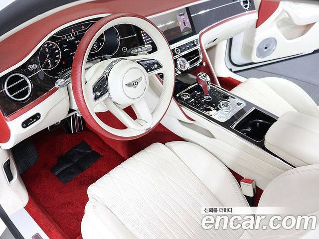 Bentley Flying Spur 2021 — photo 16