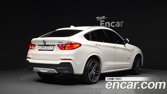 BMW X4 2018 — photo 2