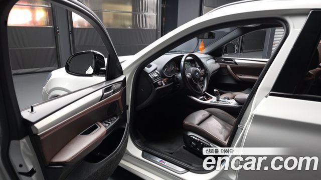 BMW X4 2018 — photo 10