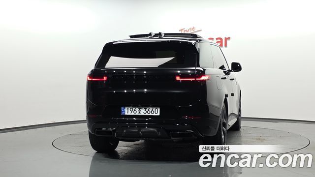 Land Rover Range Rover Sport 2025 — photo 4