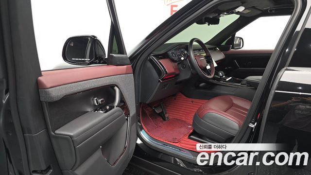 Land Rover Range Rover Sport 2025 — photo 13