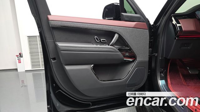 Land Rover Range Rover Sport 2025 — photo 14