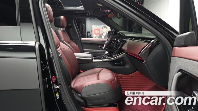Land Rover Range Rover Sport 2025 — photo 16