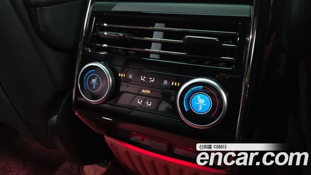 Land Rover Range Rover Sport 2025 — photo 33
