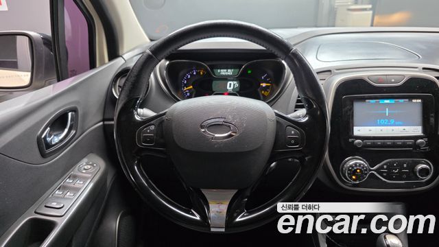 Renault Korea QM3 2015 — photo 13